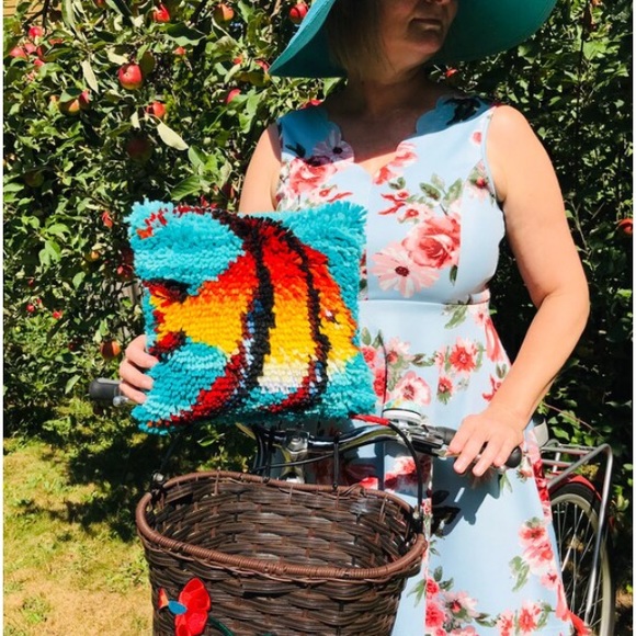 ⭐️Angel Fish hand-crafted Pillow - Picture 7 of 11